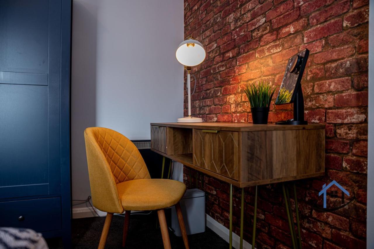 Flat 5, Super King Bed, Free Parking, Workspace, Free Wi-Fi Nottingham Eksteriør bilde