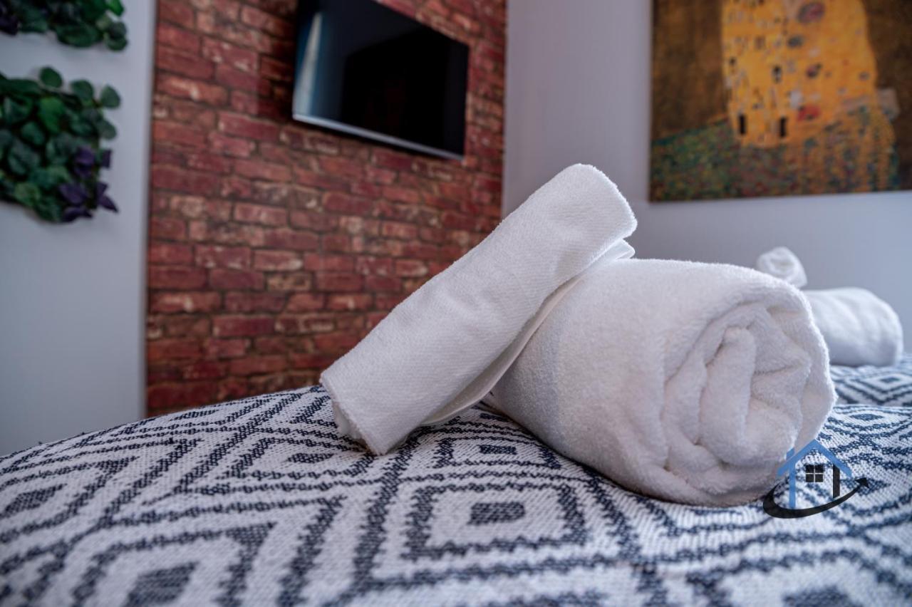 Flat 5, Super King Bed, Free Parking, Workspace, Free Wi-Fi Nottingham Eksteriør bilde