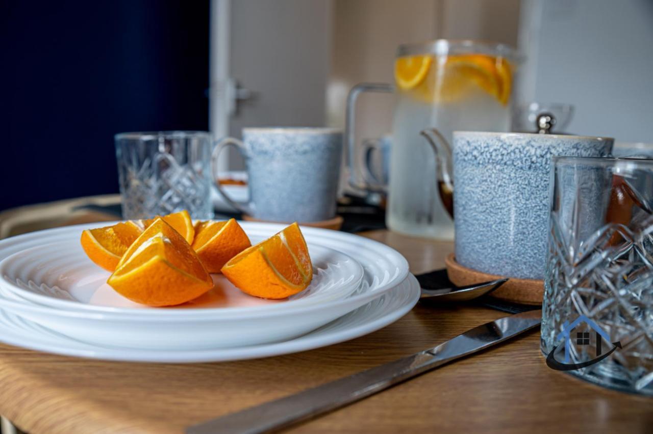 Flat 5, Super King Bed, Free Parking, Workspace, Free Wi-Fi Nottingham Eksteriør bilde